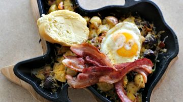 Cast Iron Skillet Bacon and Potatoes Recipe