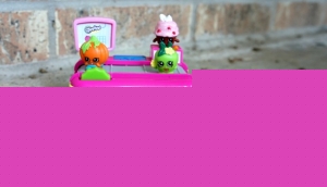 WIN a 5 Pack of Shopkins with a Limited Edition Character Inside #ShopkinsSummerPlaydate