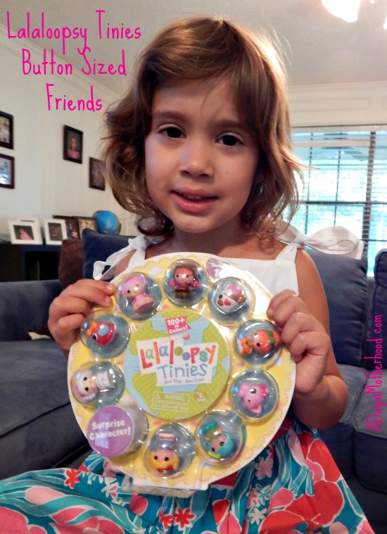 Lalaloopsy Tinies Review #GiftGuide2014