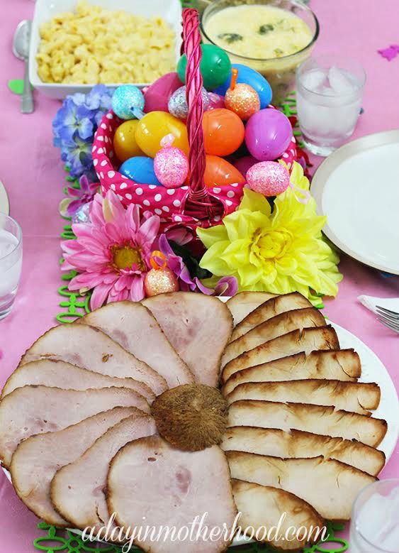 How to Serve the Perfect Easter Meal Without Cooking a Thing #HoneyBakedEaster #ad