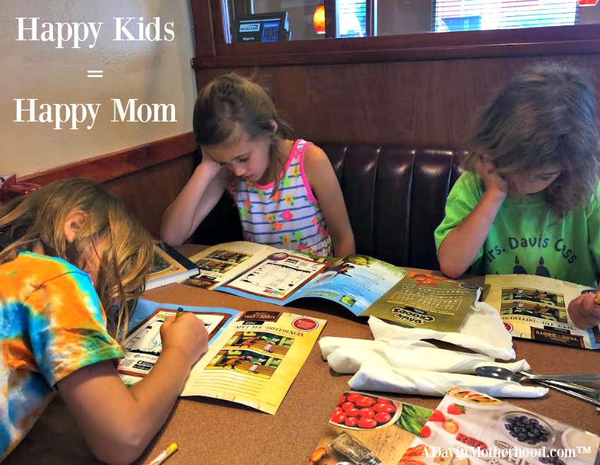 A restaurant wins in my book when the kids can be entertained with coloring and puzzles, like at Denny's! #DennysDiners ad #IDRSweepstakes