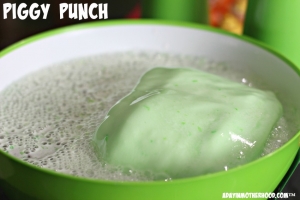 Piggy Punch is fun and refreshing at an Angry Birds Party!