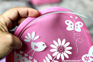 Wrapped in Silicone, Brinware is safe glassware for kids. ad