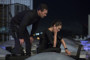 Keeping Up With the Joneses promises to be a great, date night movie!