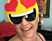Sun-Staches Love emoji!