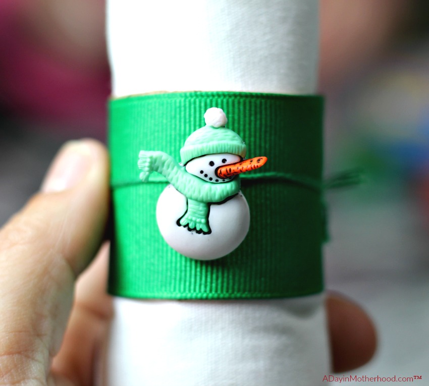 DIY Holiday Napkin Rings are fun and festive and perfect for your table!