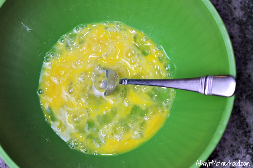 The Slow Cooker Pumpkin Cobbler starts with eggs