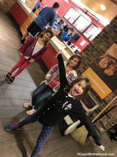 enter to win a 50 zaxbys restaurant gift card