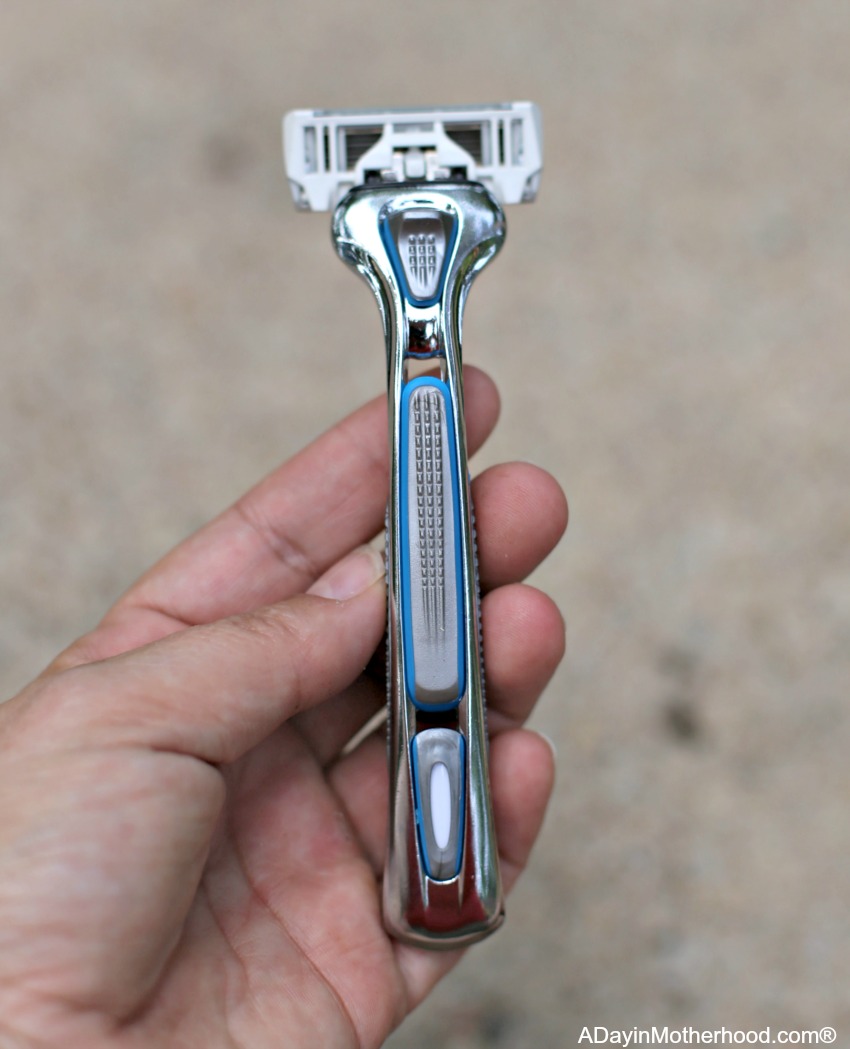 Give the Gift of Quality Shaving Supplies with Dollar Shave Club & The