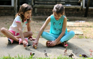 Let Their Imagination Soar with Wild Animals from Schleich Figurines that my kids love