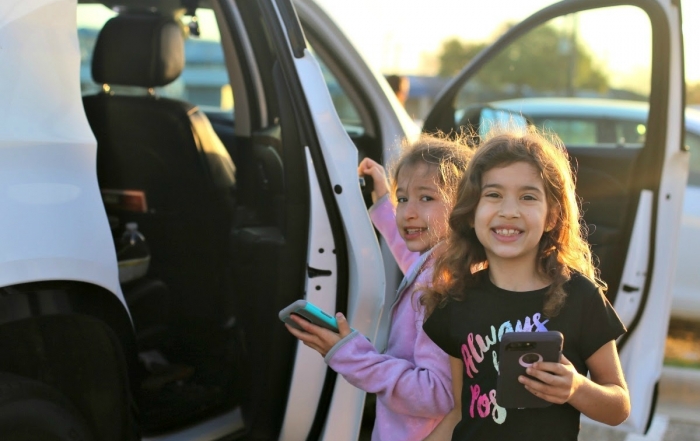 The 5 Types of Mom In Car Line We All Know