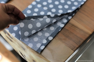 DIY No Sew Toilet Paper Holder and glue