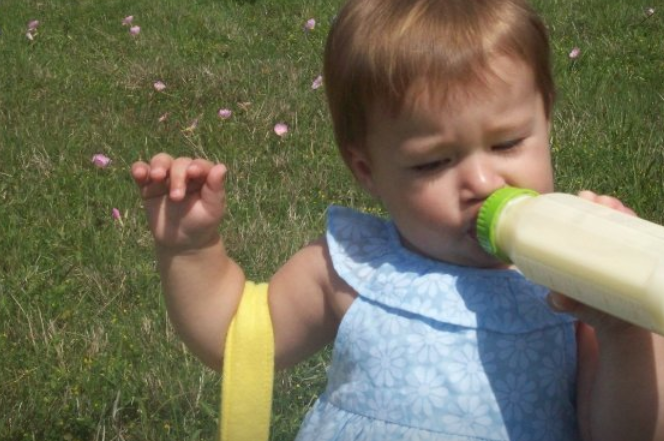 3 Ways New Moms Can Benefit from Online Connections